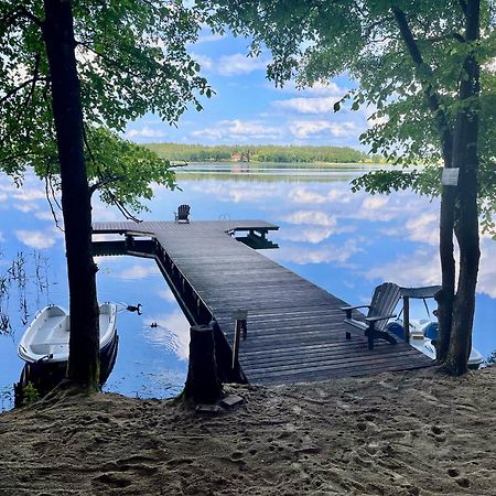 Mazursko - Komfortowe Apartamenty Nad Jeziorem, Sauna, Kominki Na Parterze Kretowiny Exterior foto