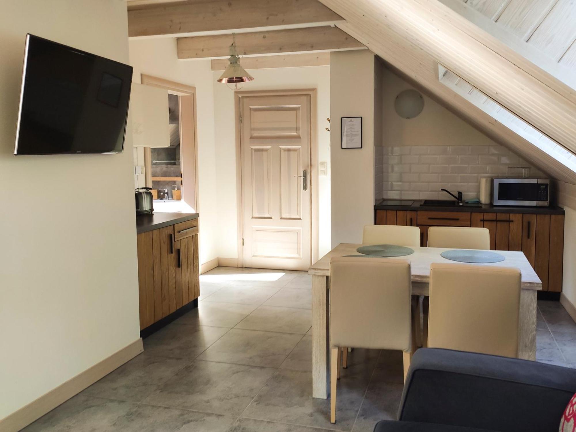 Mazursko - Komfortowe Apartamenty Nad Jeziorem, Sauna, Kominki Na Parterze Kretowiny Habitación foto