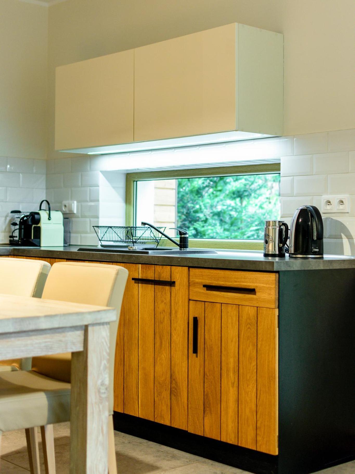 Mazursko - Komfortowe Apartamenty Nad Jeziorem, Sauna, Kominki Na Parterze Kretowiny Habitación foto